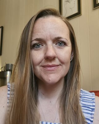 Photo of Sadie Barrett, Counsellor, MBACP Accred