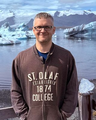 Photo of Zac Olson, Clinical Social Work/Therapist, MSW, LICSW