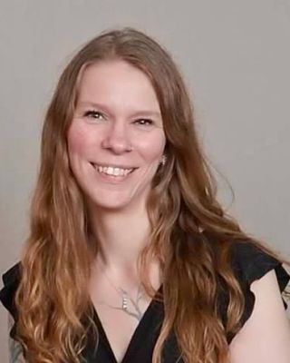 Photo of Amy Erdelyi, Clinical Social Work/Therapist