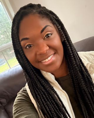 Photo of Alexis Lowe, Pre-Licensed Professional, SUDP