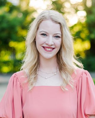 Photo of Claire Reed, Clinical Social Work/Therapist, LICSW