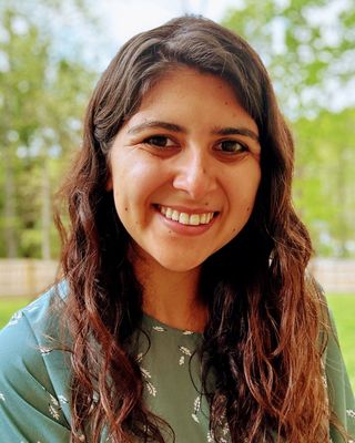 Photo of Jazmyn Janow, Pre-Licensed Professional, LMHCA, LPC(t)