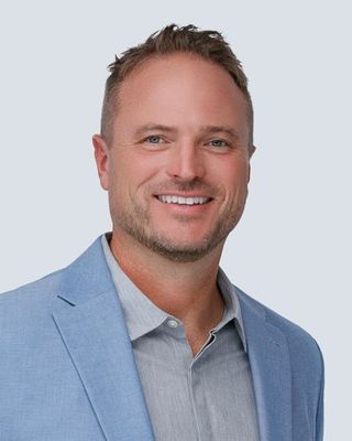 Photo of Dr. Matthew VanDusen, Psychologist, PsyD, LMFT, LAADC, DBTC