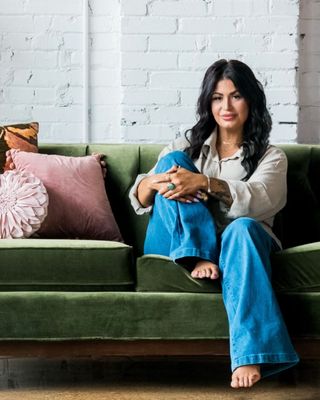 Photo of Angela Berra, Pre-Licensed Professional, LSW, LMSW, MA