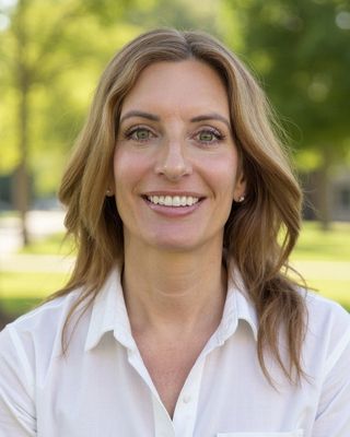 Photo of Janine Belcastro, Clinical Social Work/Therapist, MSW, LCSW