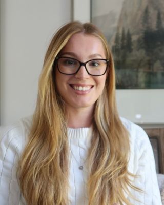 Photo of Elise Hicks, Registered Psychotherapist (Qualifying), RP(Q)