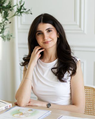 Photo of Sarah Fawaz, Registered Psychotherapist (Qualifying), BA, MACP