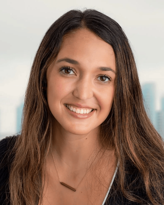 Photo of Julia Pearl, Marriage & Family Therapist Associate, AMFT