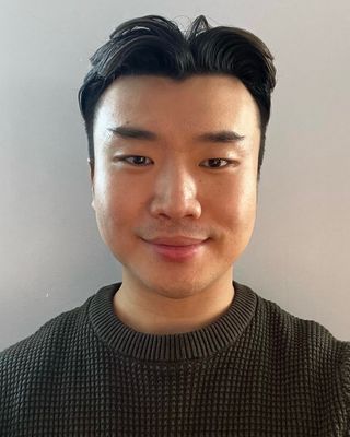 Photo of Peter Han, Registered Psychotherapist (Qualifying) in Toronto, ON