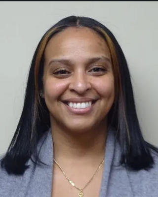 Photo of Jeniece Geronimo, Psychiatric Nurse Practitioner, MSN, APRN, PMH-BC