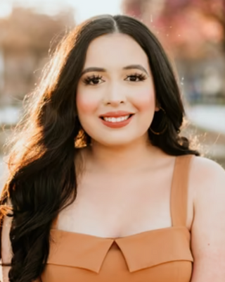 Photo of Melissa Avina, Marriage & Family Therapist, LMFT