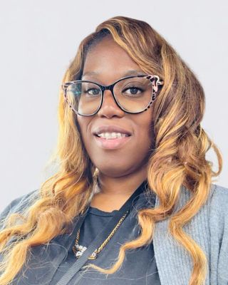 Photo of Jacque Okoemu, Licensed Social Worker, MSW, LSW