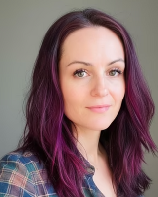 Photo of Taylor Comstock, Marriage & Family Therapist, LMFT