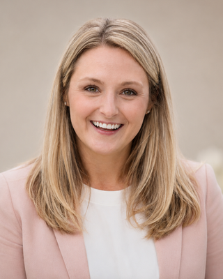 Photo of Shannon Main, Psychiatric Nurse Practitioner, MSN, PMHNP