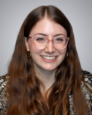 Photo of Shannon Bucciarelli, Psychiatric Nurse Practitioner, MSN, PMHNP, B-C
