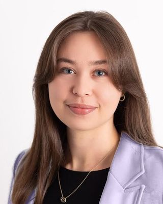 Photo of Emma Massé, Registered Psychotherapist (Qualifying), MEd