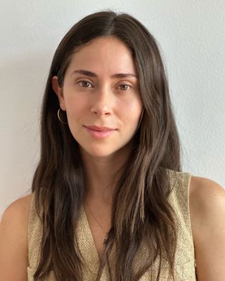 Photo of Talia Kalter, Pre-Licensed Professional, MA, MHC-LP