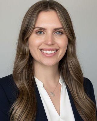Photo of Natalie Arnold, Pre-Licensed Professional