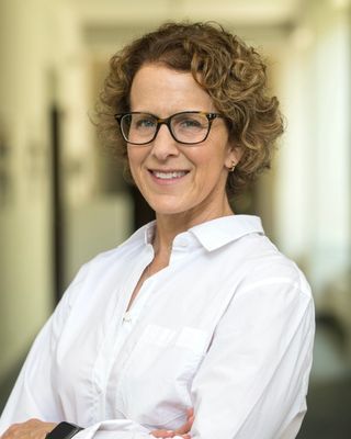 Photo of Amy L Luzar, Clinical Social Work/Therapist, MSSA, LISW-S