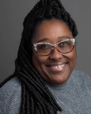Photo of Pearl Parks, Counselor, LCPC