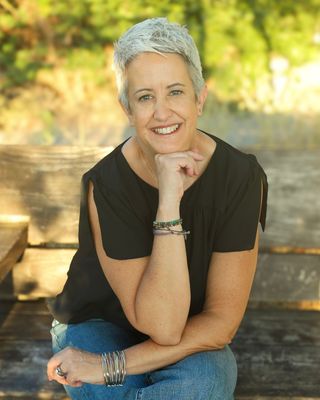 Photo of Amanda McBee, Marriage & Family Therapist, LMFT, MA