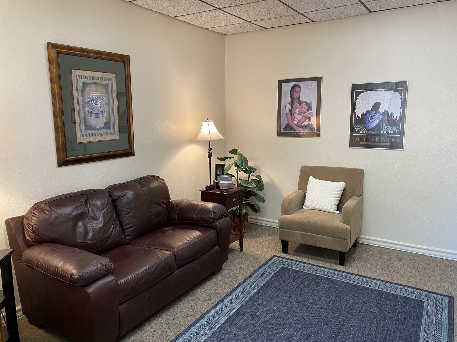 Gallery Photo of Comfortable and confidential environment.