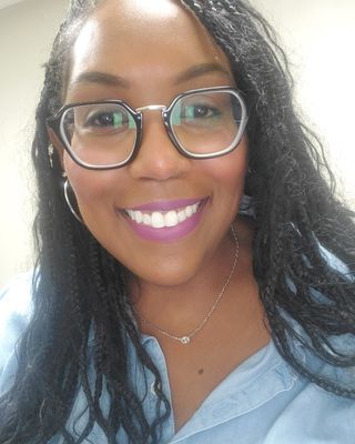Photo of Kenisha Morton, Clinical Social Work/Therapist, LSCSW