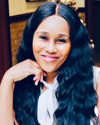 Photo of Dr. Gold Nwokochah, Psychiatric Nurse Practitioner, DNP, FNP-C, PMHNPBC