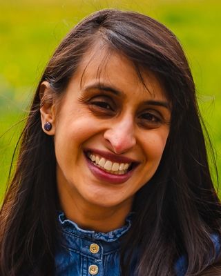 Photo of Dr Jyoti Pooni, Psychologist in Oakleigh Park, London, England