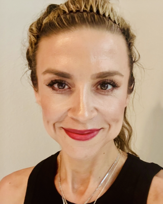 Photo of Dr. Catherine Cavinder, Psychologist, PsyD