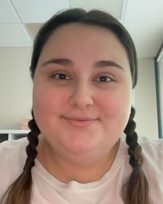 Photo of Lauren M Hernandez, Marriage & Family Therapist Intern, MA, RMFTI