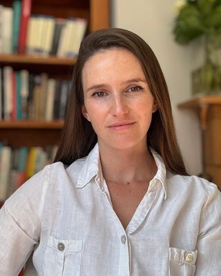 Photo of Imogen Parry, Counsellor, MBACP