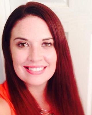 Photo of Anna Zweede, Clinical Social Work/Therapist, LISW-CP