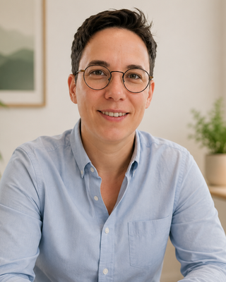 Photo of Sarah De Sousa, Counsellor, ACA-L1