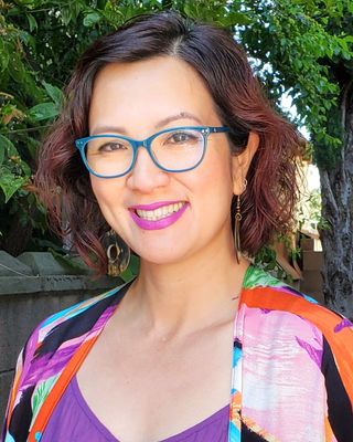 Photo of Dr. Mimi Hoang, Psychologist, PhD