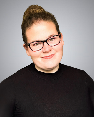 Photo of Erin Crispin, Clinical Social Work/Therapist, LCSW