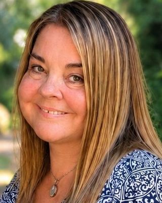 Photo of Kim E. Dantas - Sacred Path Holistic Therapy, Pre-Licensed Professional