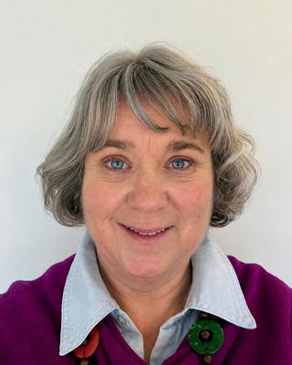 Photo of Sarah Layton, Psychotherapist, MBACP
