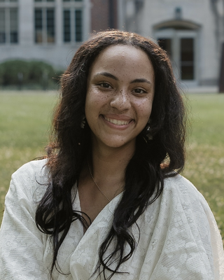 Photo of Ti’ana Salmon, Licensed Social Worker, LMSW