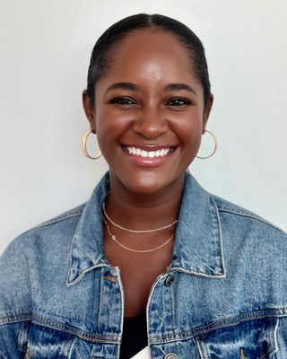 Photo of Cemone Frederick, Counselor in Wilmington, NC