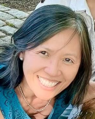 Photo of Neah Kim Ling, Psychiatric Nurse Practitioner, MSN, PMHNP, FNP-BC, RYT, CME