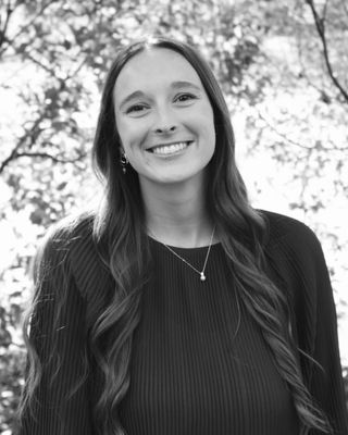 Photo of Josie Mojica, Pre-Licensed Professional, MA, RMHCI