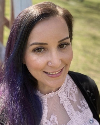 Photo of Emma Loftus, Psychiatric Nurse Practitioner, PMHNP-C, FNP-C, MSN