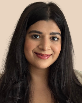 Photo of Sarah Naqvi, MHC-LP