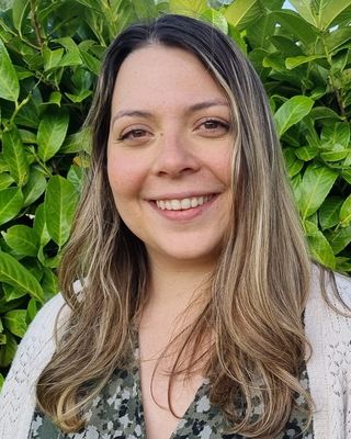 Photo of Abbie Hendy, Psychotherapist, MA, MBABCP