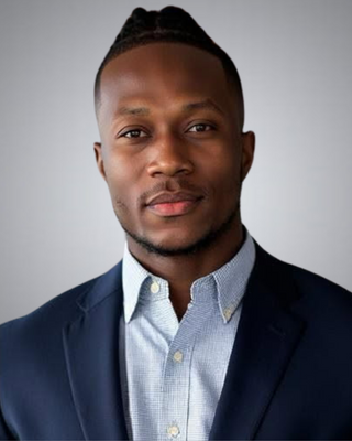 Photo of Momo Cole, Psychiatric Nurse Practitioner, APN, PMHNPBC, CRNP