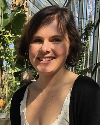 Photo of Nicola Revington, Psychologist in Vredehoek, Western Cape
