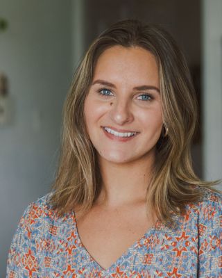Photo of Carly Koenig, Pre-Licensed Professional, MA, NCC