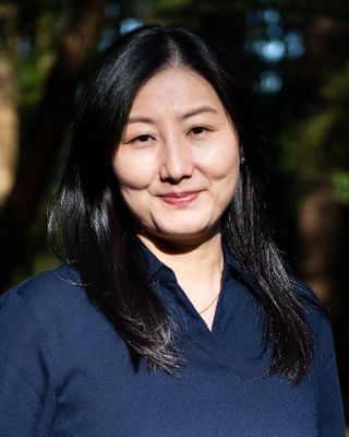 Photo of Fang Zhou, Counsellor, MA, CCC, RCC