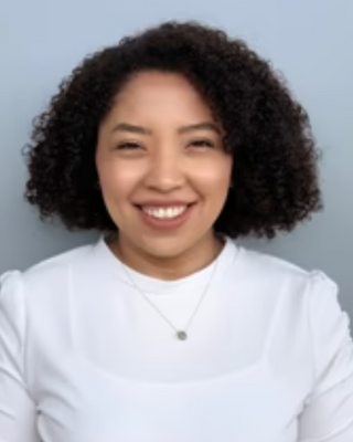 Photo of Keren Cabrera, Marriage & Family Therapist, LMFT